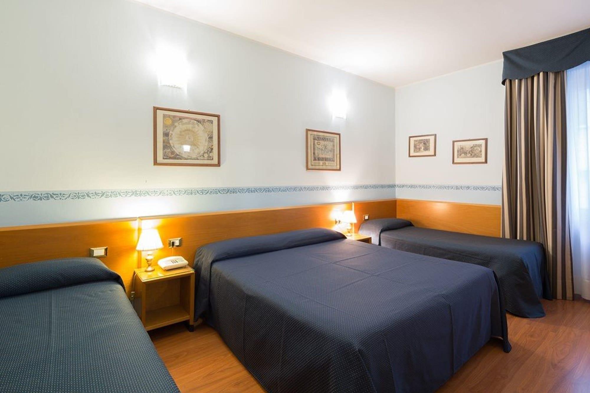 Hotel Terminus & Plaza Pisa Bagian luar foto
