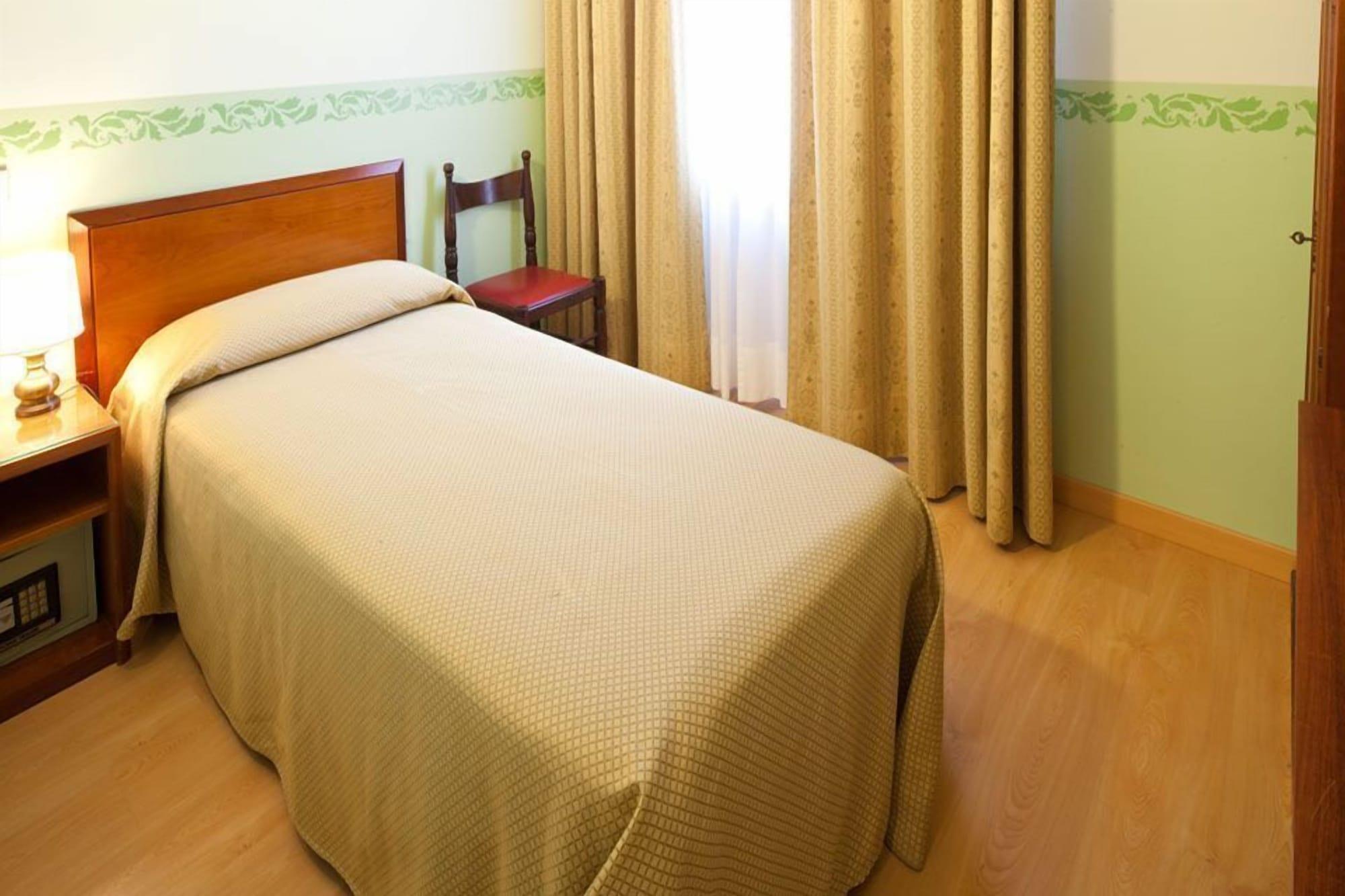 Hotel Terminus & Plaza Pisa Bagian luar foto